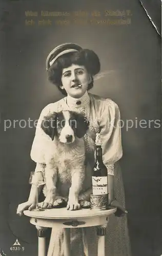 AK / Ansichtskarte Foto_PH_Nr. 6731 5 Frau Hund Zigarette Lik?r Crambambuli  Foto_PH_Nr.