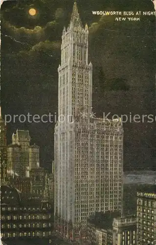 AK / Ansichtskarte New_York_City Woolworth Building at night New_York_City