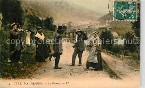 AK / Ansichtskarte Auvergne_Region La Bourree Auvergne Region