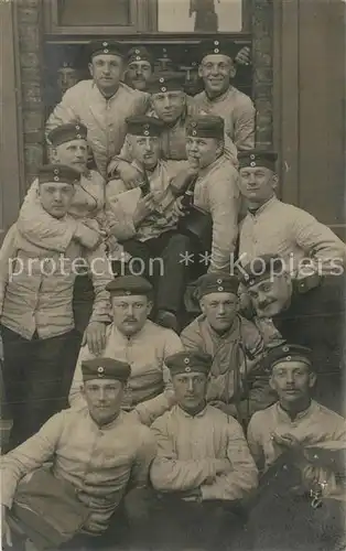 AK / Ansichtskarte Friedrichsfeld_Niederrhein_Wesel Sodaten Gruppenfoto 