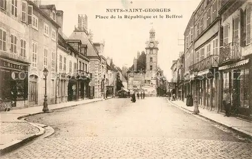 AK / Ansichtskarte Nuits Saint Georges Place de la Republique et le Beffroi Nuits Saint Georges