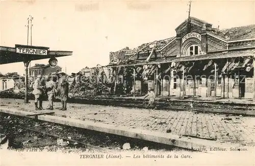 AK / Ansichtskarte Tergnier Les batiments de la Gare Tergnier