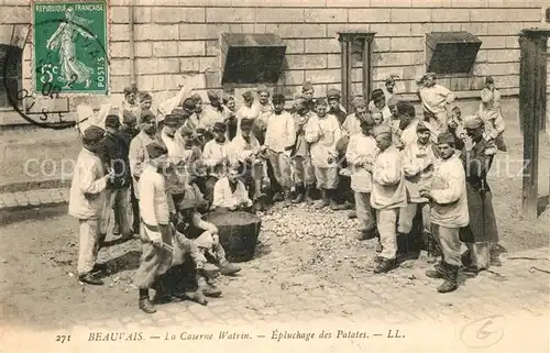 AK / Ansichtskarte Beauvais La Caserne Watrin Epluchage des Palates Beauvais
