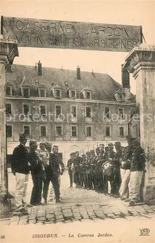 AK / Ansichtskarte Issoudun_Indre La Caserne Jardon Issoudun Indre