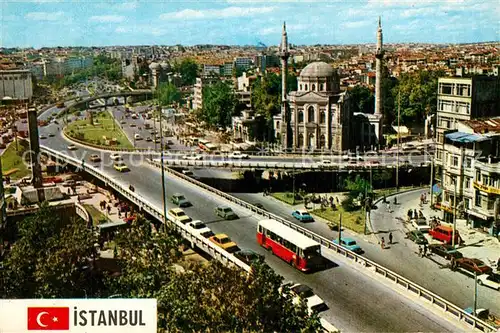 AK / Ansichtskarte Istanbul_Constantinopel Aksaray Meydani ve Valide Cami nin goeruenuesue Moschee Istanbul_Constantinopel