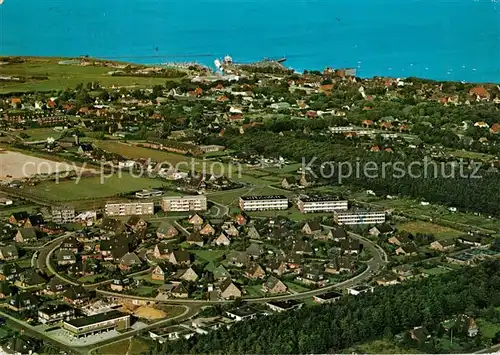 AK / Ansichtskarte Wyk_Foehr Nordseeheilbad Fliegeraufnahme Foehr