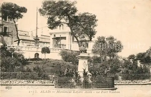 AK / Ansichtskarte Alais Monument Lafare Alais Fort Vauban Alais