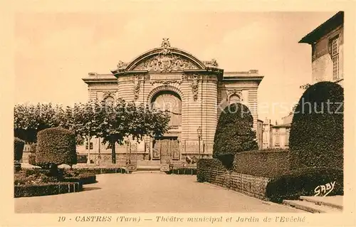 AK / Ansichtskarte Castres_Tarn Theatre municipal et Jardin de l Eveche Castres_Tarn