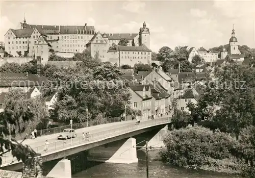 AK / Ansichtskarte Colditz Blick ueber die Mulde zum Schloss Colditz