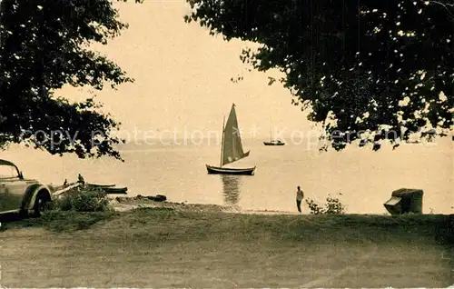 AK / Ansichtskarte Sierksdorf Strand Segelboot Sierksdorf