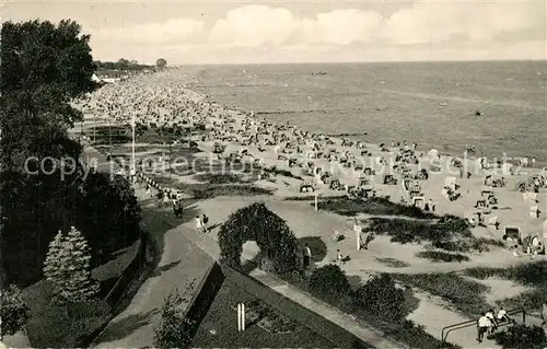 AK / Ansichtskarte Groemitz_Ostseebad Strandblick Groemitz_Ostseebad