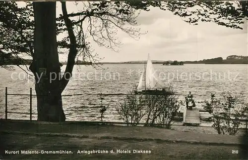 AK / Ansichtskarte Malente Gremsmuehlen Anlegebruecke des Hotels Dieksee Malente Gremsmuehlen