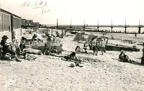 AK / Ansichtskarte Chatelaillon Plage Un coin de Plage Chatelaillon Plage