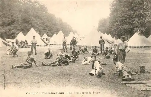 AK / Ansichtskarte Camp_de_Fontainebleau Le Repos apres la Soupe 