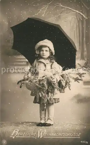 AK / Ansichtskarte Foto_NPG_Nr. 450 5 Weihnachten Kind Regenschirm  