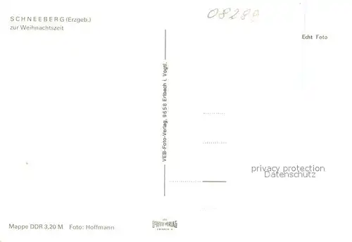 AK / Ansichtskarte Schneeberg_Erzgebirge Ansicht mit Kirche Weihnachtszeit Weihnachtsmarkt Nachtaufnahme Schneeberg Erzgebirge