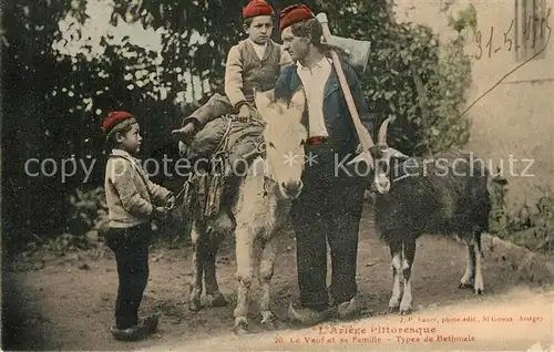 AK / Ansichtskarte Bethmale Types de la region Le Veuf et sa famille Costumes Trachten Bethmale