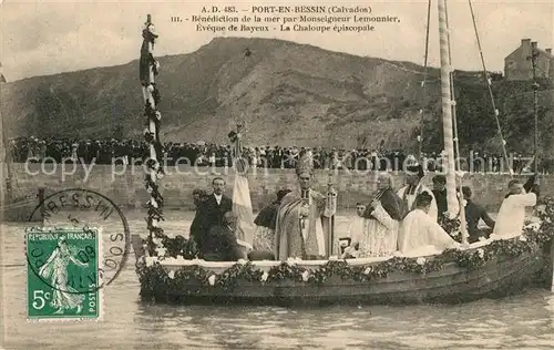 AK / Ansichtskarte Port en Bessin Benediction de la er par Monseigneur Lemonnier  Port en Bessin