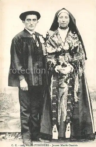 AK / Ansichtskarte Hochzeit Pyrenees Jeunes Maries Ossalois 