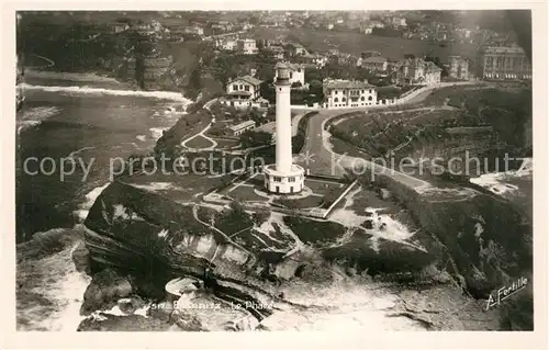 AK / Ansichtskarte Leuchtturm_Lighthouse Biarritz Phare Fliegeraufnahme 