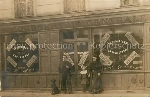 AK / Ansichtskarte Schuhe Schuhgesch?ft Cordonnerie Centrale Privatfoto Ak 