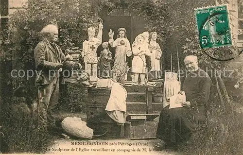 AK / Ansichtskarte Menil Gondouin Le Sculpteur de lEglise travaillant en compagnie de M le Cure Paissant Menil Gondouin
