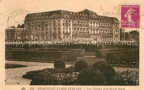 AK / Ansichtskarte Deauville Les jardins et Royal Hotel Deauville