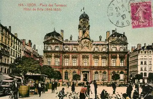 AK / Ansichtskarte Lyon_France Place des Terreaux Hotel de Ville Lyon France