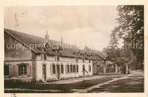 AK / Ansichtskarte Souesmes Les Bruyeres un dortoir Souesmes