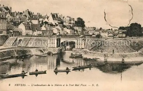 AK / Ansichtskarte Nevers_Nievre Embouchure de la Nievre Pont Mal Place Nevers Nievre