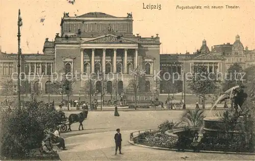 AK / Ansichtskarte Leipzig Augustusplatz mit neuem Theater Leipzig