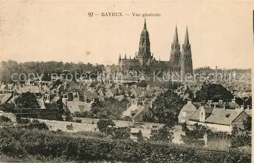 AK / Ansichtskarte Bayeux Vue generale Eglise Bayeux