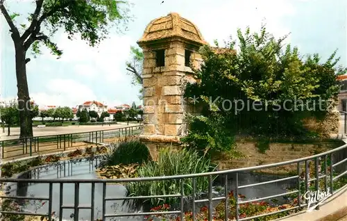 AK / Ansichtskarte Rochefort_sur_Mer Une Echauguette Restes des remparts construits par Vauban Rochefort_sur_Mer