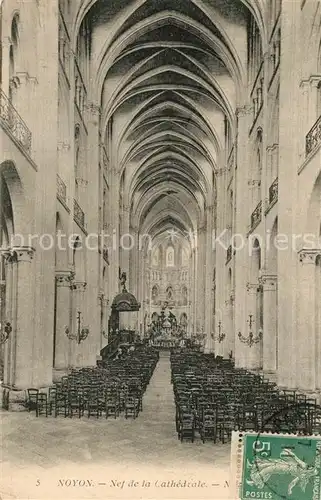 AK / Ansichtskarte Noyon_Oise Nef de la Cathedrale Noyon_Oise