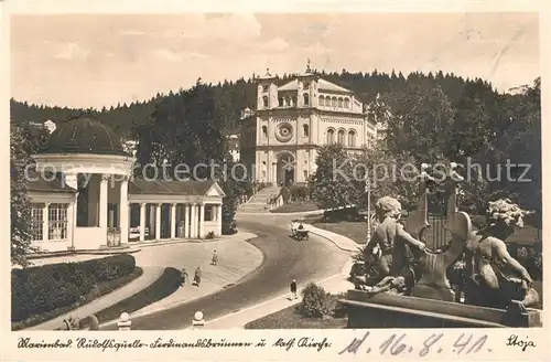 AK / Ansichtskarte Marienbad_Tschechien_Boehmen Rudolfsquelle Ferdinandsbrunnen Kath Kirche Marienbad_Tschechien