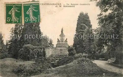 AK / Ansichtskarte Chatellerault Square Gambetta Monument  Chatellerault
