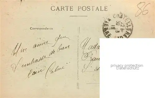 AK / Ansichtskarte Chatellerault Square Gambetta Monument  Chatellerault