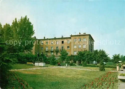 AK / Ansichtskarte Komlo Petoefiplatz Bergman Denkmal Komlo