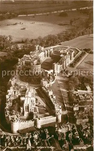 AK / Ansichtskarte Windsor_Berkshire Windsor Castle and St. Goerge s Chapel aerial view 