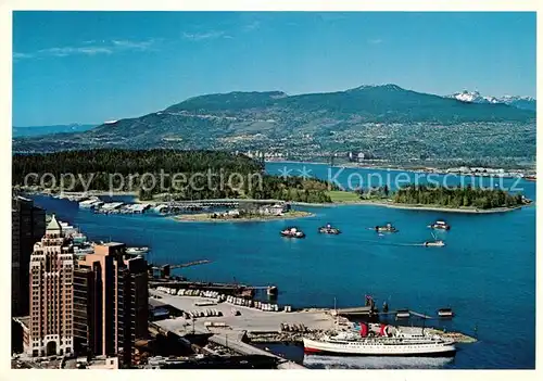 AK / Ansichtskarte Vancouver_British_Columbia A busy seaport with beautiful environs Coal Harbour Stanley Park North Shorline and the Mountains Vancouver_British
