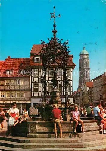 AK / Ansichtskarte Goettingen_Niedersachsen Marktbrunnen mit Gaenseliesel Goettingen Niedersachsen