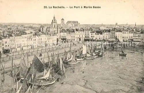 AK / Ansichtskarte La_Rochelle_Charente Maritime Le Port a Maree Basse La_Rochelle