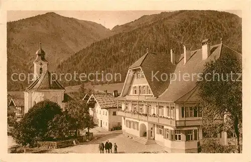 AK / Ansichtskarte Schleching Ortsmotiv mit Kirche Schleching