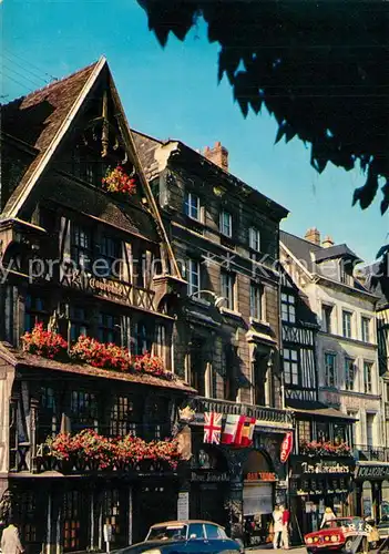 AK / Ansichtskarte Rouen Hogtel de la Couronne et le musee Jeanne dArc place du Vieux Marche Rouen