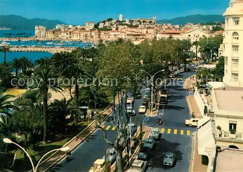 AK / Ansichtskarte Cannes_Alpes Maritimes La Promenade de la Croisette Dans le fond le Suquet Cannes Alpes Maritimes