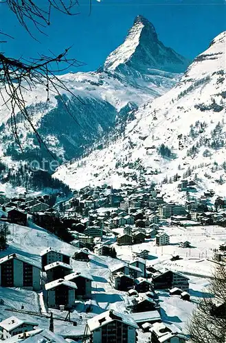 AK / Ansichtskarte Zermatt_VS Winterpanorama mit Blick zum Matterhorn Walliser Alpen Zermatt_VS