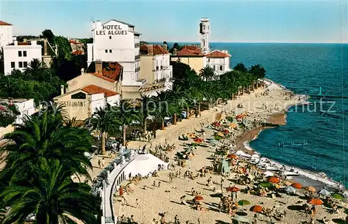 AK / Ansichtskarte Saint Raphael_Var La plage et la promenade Hotel Cote d Azur Saint Raphael Var