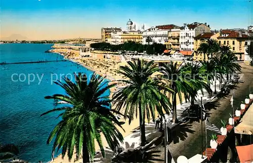 AK / Ansichtskarte Saint Raphael_Var Le Boulevard et la plage Cote d Azur Saint Raphael Var