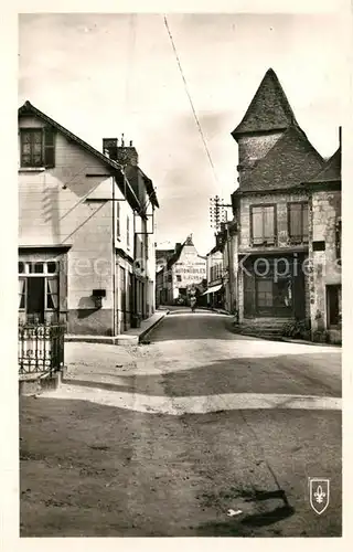 AK / Ansichtskarte Chantelle La Rue de la Republique Chantelle