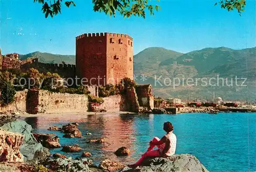 AK / Ansichtskarte Alanya Partie am Meer mit Burg Alanya